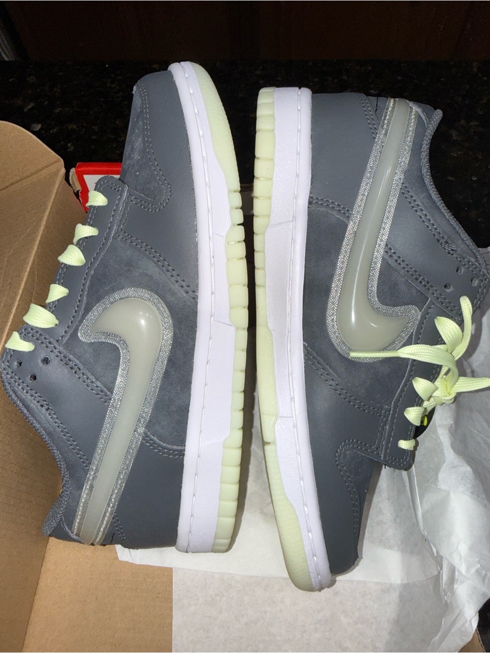 Nike Dunk Low GS Halloween Glow Gray Lime Ice 4.5Y HQ3569-068 NIB